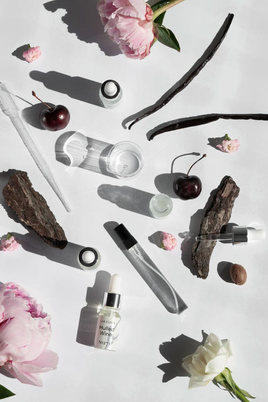 Letnie perfumy DIY – jak stworzyć zapach swojego lata